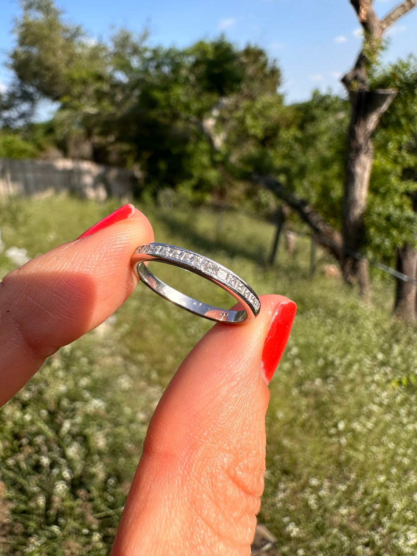 14k Princess cut diamond band