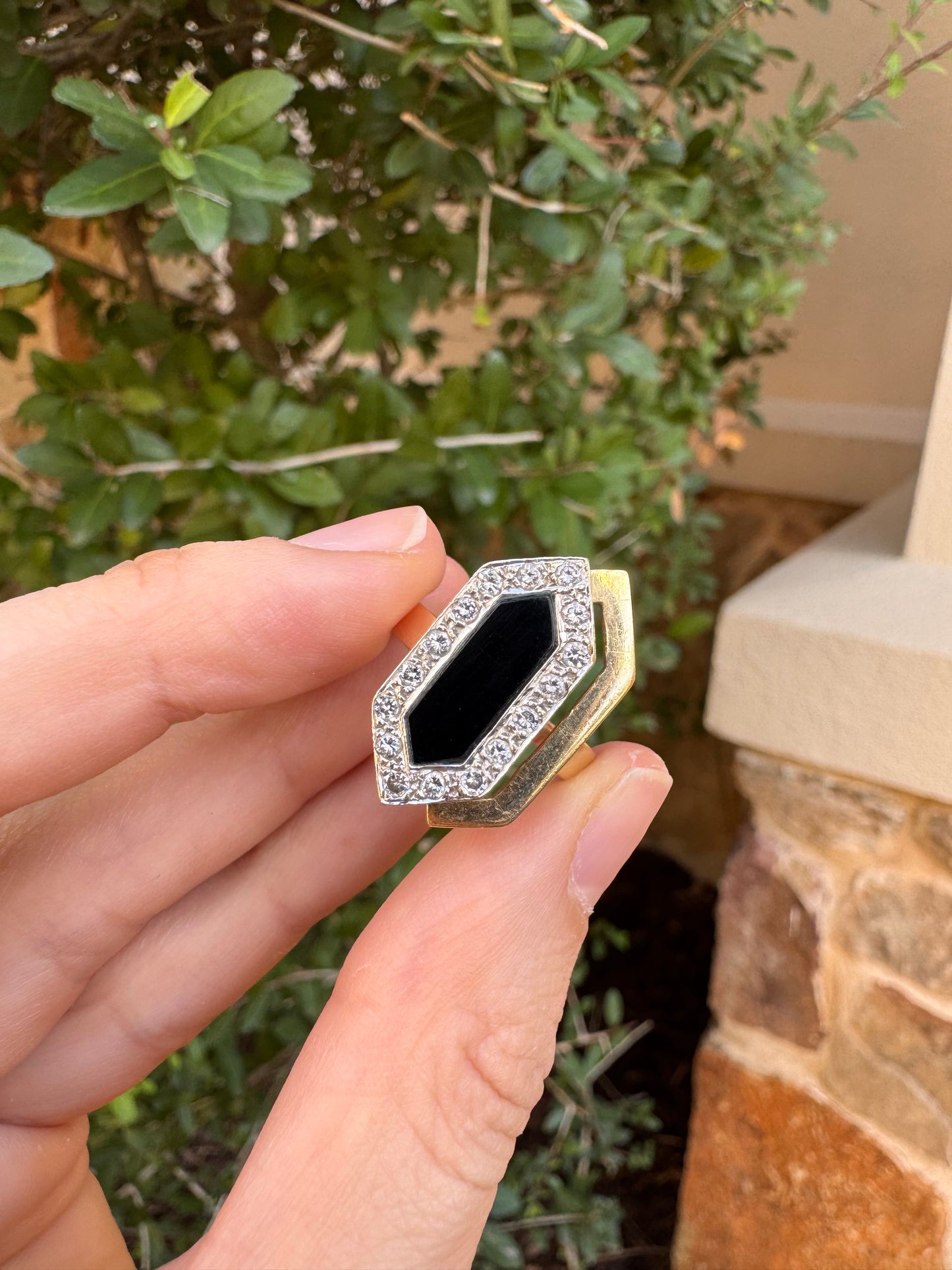 14k onyx and diamond ring-size 7.5