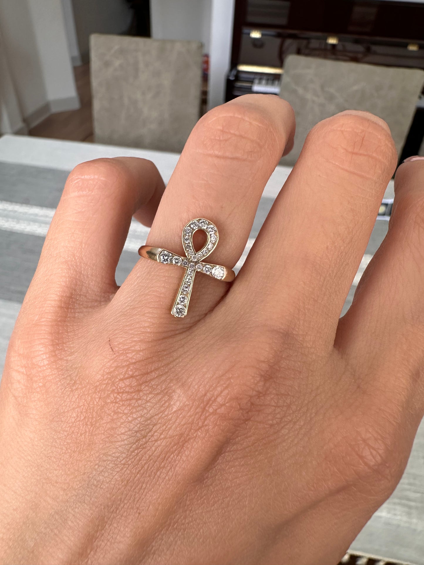 14k Ankh Ring-size 5.25