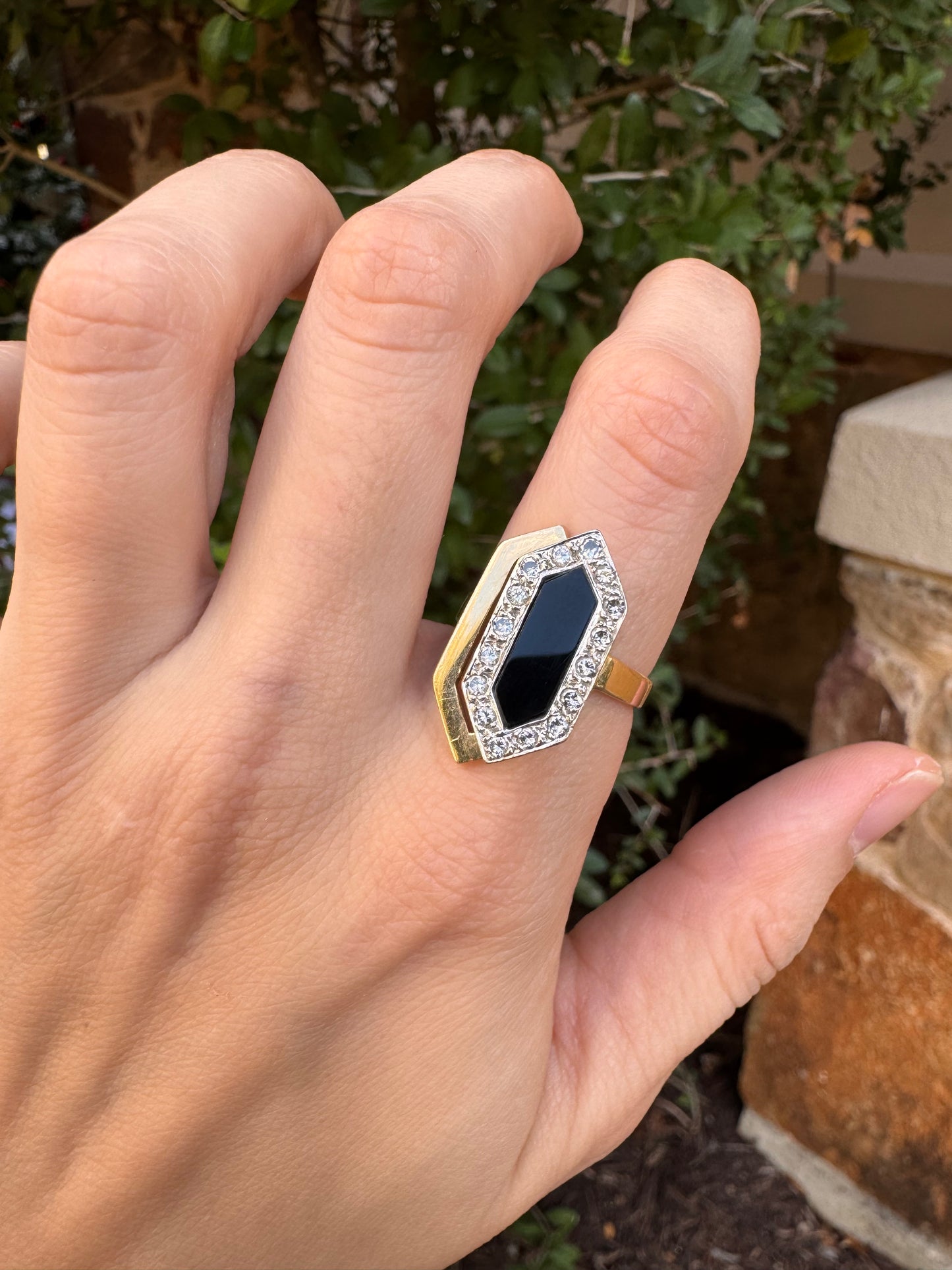 14k onyx and diamond ring-size 7.5