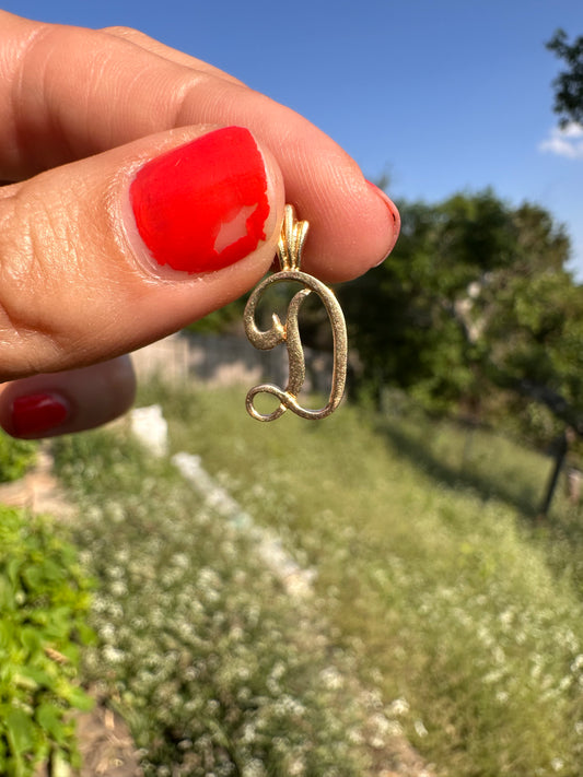 14k gold “D” charm