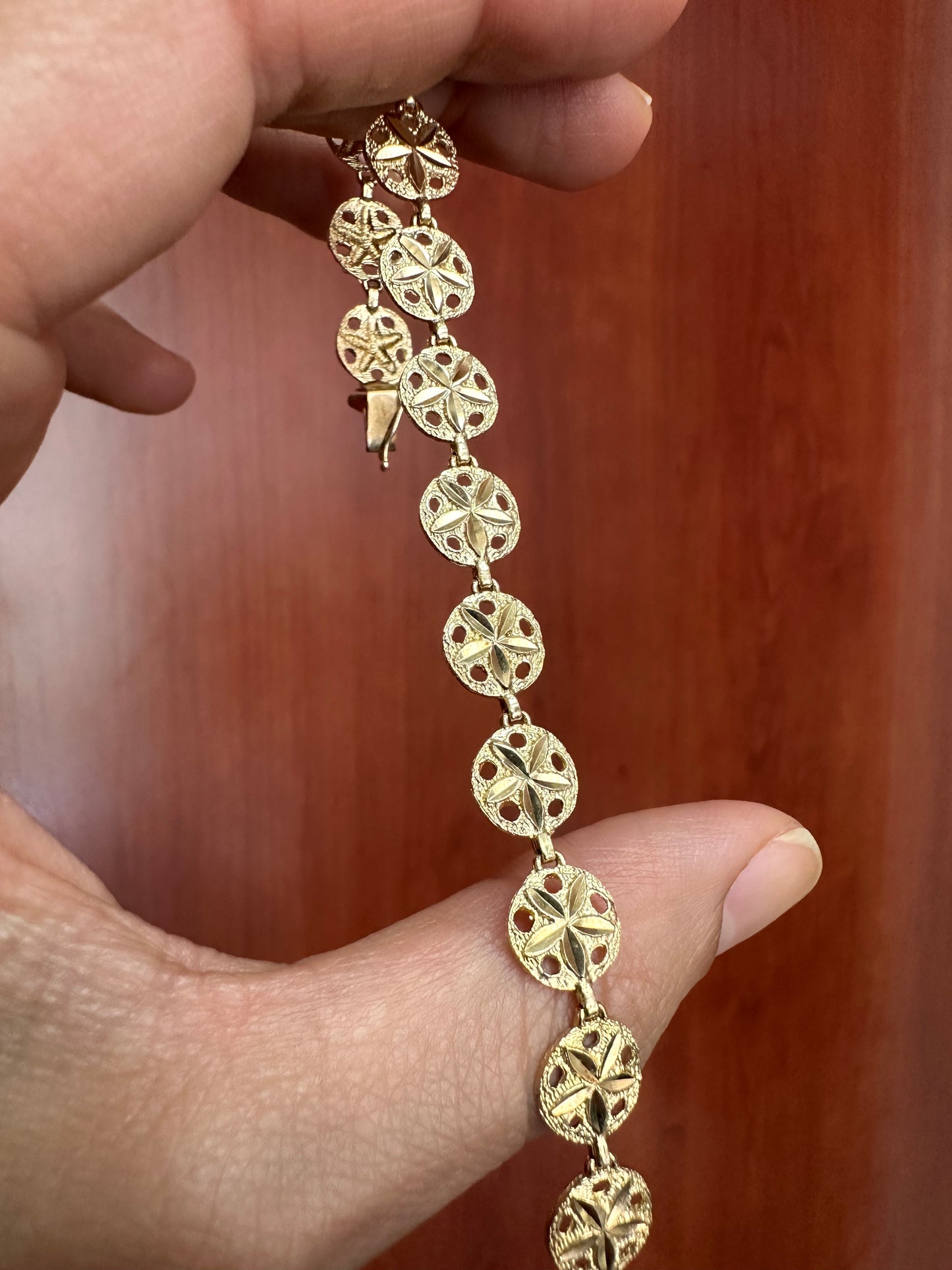 14k Sanddollar Bracelet